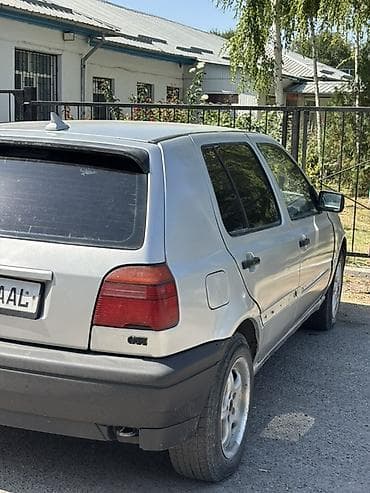 bmw 730: Volkswagen Golf: 1993 г., 2 л, Механика, Хэтчбэк — 1