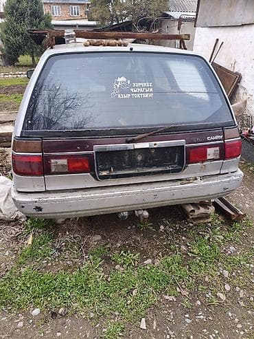 Продажа авто: Toyota Camry: 1987 г., 2 л, Механика, Бензин — 1