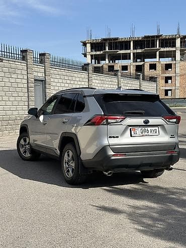 Продажа авто: Toyota RAV4: 2023 г., 2.5 л, Автомат, Гибрид, Кроссовер — 4