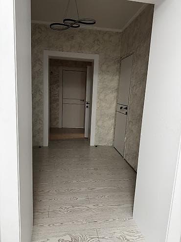 продаю гараж бишкек: 🏠 📍Бишкек ул. Ильменская ◻️ красная книга 📕 тех паспорт договор — 7