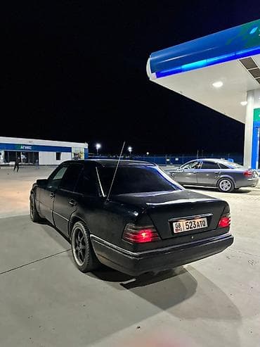 lada 2113: Mercedes-Benz S-Class: 1995 г., Седан — 2