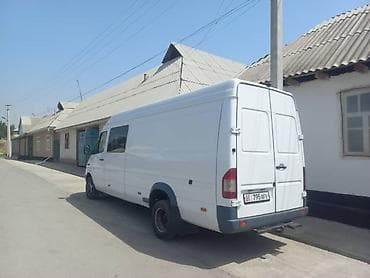 windom 3 0: Легкий грузовик, Mercedes-Benz — 3
