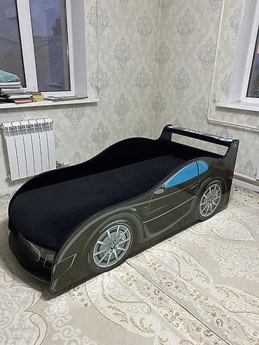 детский музыкальный мобиль: Детская кровать-машина BMW - Дизайн в виде спортивного автомобиля — 1