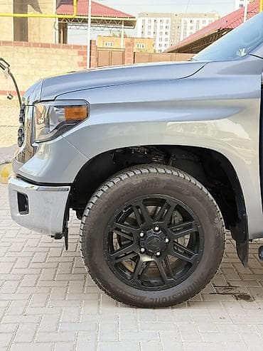 bridgeston: Toyota Тундра: 2019 г., 4.6 л, Автомат, Бензин, Пикап — 4