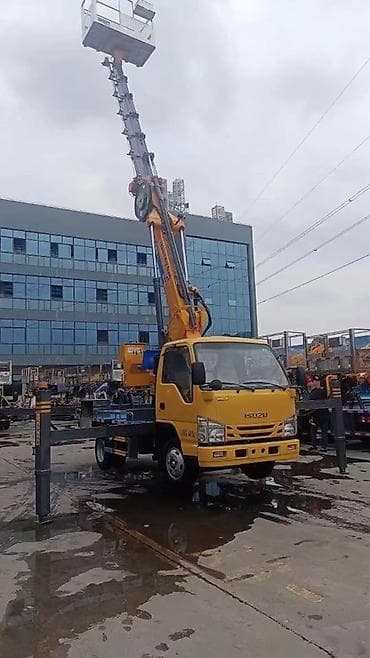 isuzu грузовой: Автовышка, Isuzu, 2025 г., от 30 м — 4