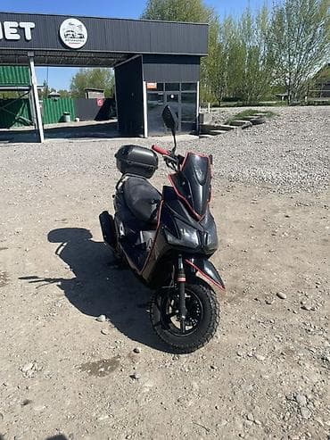 скутеры японские: Тип скутера Yamaha, 150 куб. см, Бензин, Б/у — 5