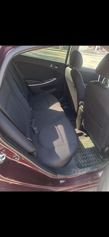 mini kuper: Hyundai Accent: 2013 г., Ручные, Бензин, Седан — 1