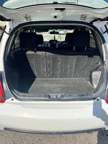 bmv x7: Toyota Ist: 2003 г., 1.5 л, Автомат, Бензин, Хэтчбэк — 4