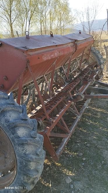 нужен тракторист: Сеялка узкорядный сост хор. адрес Кочкор — 4