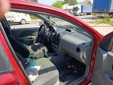 Chevrolet Aveo: 2005 г., Кол менен иштөөчү, Хетчбек — 4