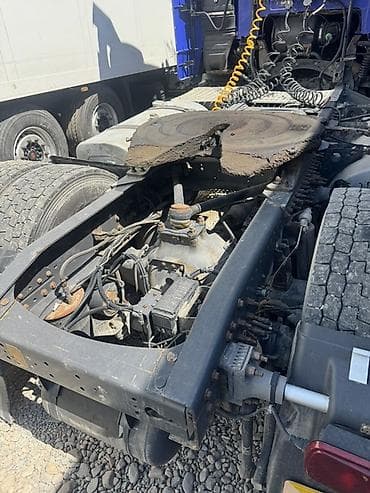 мтз бу: Тягач, Volvo, Без прицепа — 3