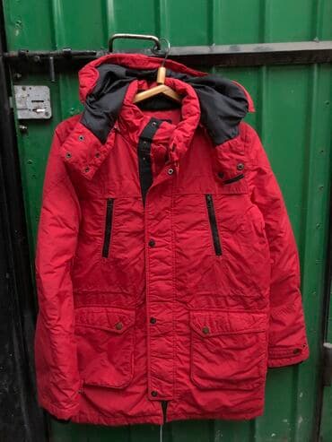 Продаю зимнюю мужскую куртку Размер 52-54 В хорошем состоянии Зима