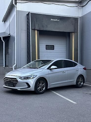 машина 30000: Hyundai Elantra: 2018 г., 2 л, Седан — 3