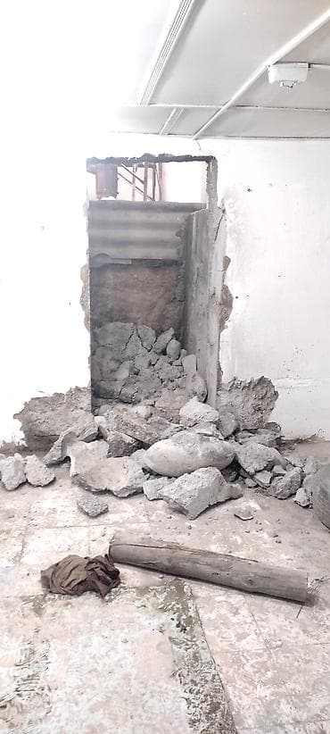 обдирка: Снос стен, Разбор полов, Снятие потолков | Гипсокартонная стена, Снос перегородки, Снятие старой штукатурки | Демонтаж ламината, Демонтаж паркета, Демонтаж линолеума | Крыша из шифера, Металлочерепичная кровля, Мягкая кровля Больше 6 лет опыта — 3