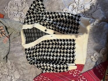 брендовые свитшоты: Свитшот, Б/у, XS, 2XS — 1