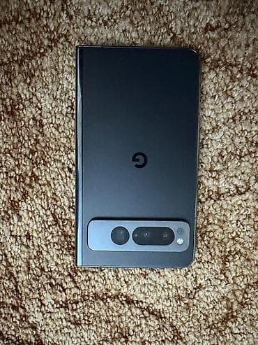 Google Pixel Fold, цвет - Серый