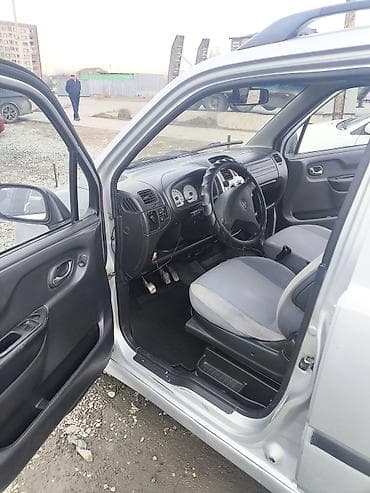 sprinter 4 4: Suzuki Wagon R: 2003 г., 1.3 л, Механика, Бензин, Фургон — 4