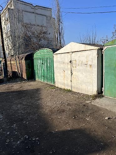 Гаражи: Продам гараж цельнометаллический, район Пишпек. Улица лущихина 33А — 2
