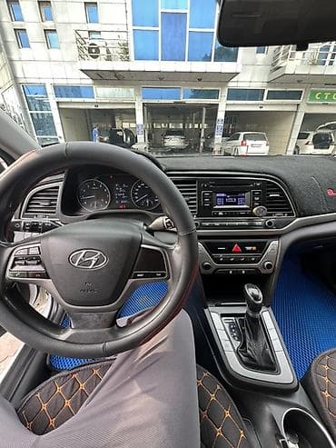 Продажа авто: Hyundai Avante: 2018 г., 1.6 л, Автомат, Газ, Седан — 8
