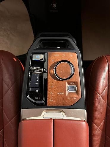 BMW: BMW iX: 2023 г., Автомат, Электромобиль, Кроссовер — 9