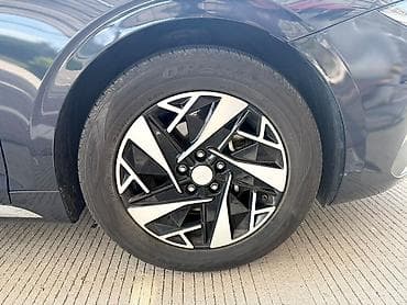 Hyundai Grandeur: 2021 г., 2.5 л, Автомат, Гибрид, Седан — 9