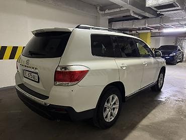 ру: Toyota Highlander: 2011 г., 3.5 л, Автомат, Газ, Кроссовер — 4