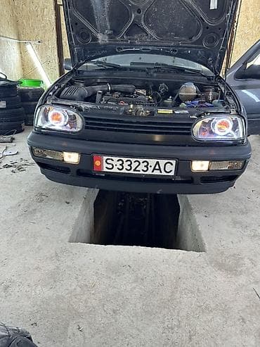 Продажа авто: Volkswagen Golf Variant: 1992 г., 1.8 л, Механика, Бензин, Универсал — 4