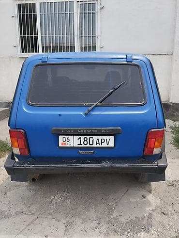 Унаа: ВАЗ (ЛАДА) 2121 (4x4): 2003 г., Кол менен иштөөчү, Бензин — 1
