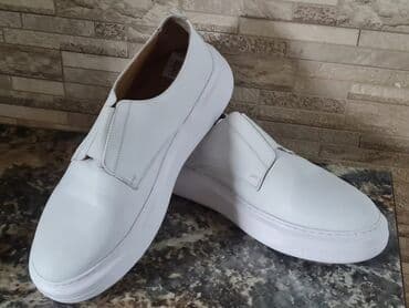 фирменная обувь из италии: Белые кожаные мужские слипоны на толстой подошве. Эти удобные и — 1