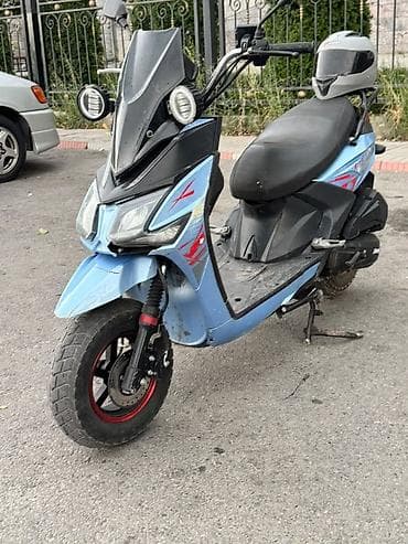 Макси-скутер Suzuki, 150 куб. см, Бензин, Колдонулган — 4