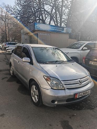 mazda 2000: Toyota Ist: 2002 г., 1.3 л, Автомат, Бензин, Хэтчбэк — 1