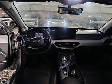 Транспорт: Geely Atlas: 2022 г., 0.1 л, Автомат, Электромобиль, Седан — 5
