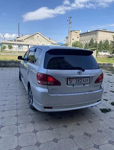 bmw x1 цена: Toyota Ipsum: 2001 г., 2.4 л, Автомат, Бензин, Минивэн — 5