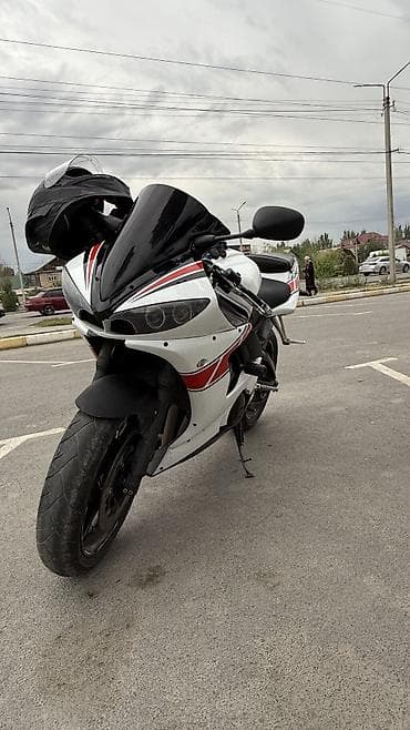 Мотоциклы: Спортбайк Yamaha YZF-R6 (600 кубов) (поколение 2006–2007) в фирменной — 9