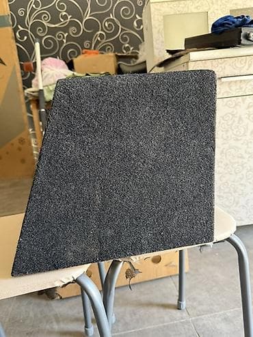 mini notebook: Сабвуфер Alpine в корпусе - Бренд: Alpine (логотип на корпусе) - Тип — 2