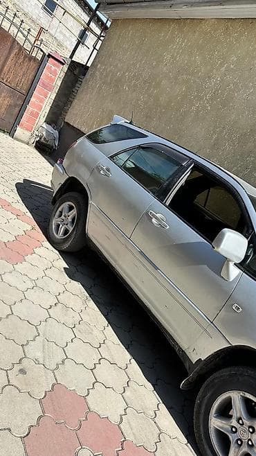 лексус харриер: Toyota Harrier: 1998 г. — 5
