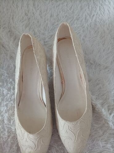 черно белое платье вечернее: Белые туфли можно на свадьбу 39-40 размер .Отдам за три литра масла — 3