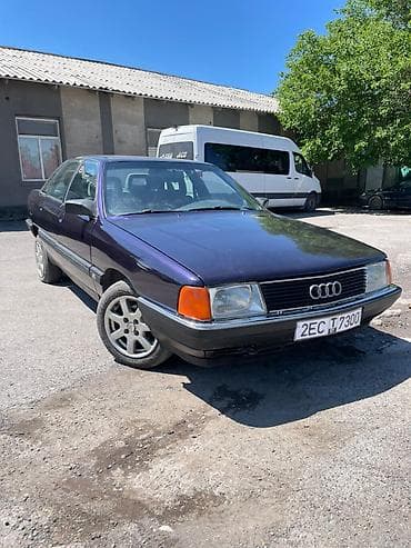 Унаа сатуу: Audi 100: 1990 г., 1.8 л, Кол менен иштөөчү, Бензин, Седан — 10