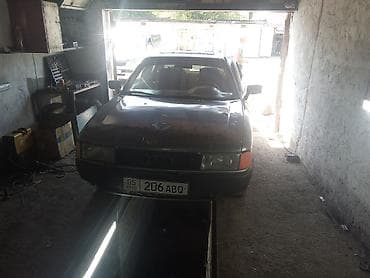 форд центр: Audi 80: 1989 г., Механика, Бензин, Седан — 4