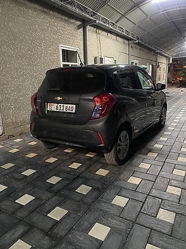 wuling mini ev: Chevrolet Spark: 2019 г. — 4