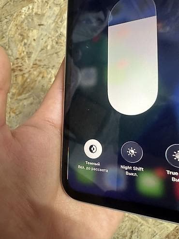 Техника и электроника: IPhone 11, Б/у, 64 ГБ, Белый, Зарядное устройство, 86 % — 8