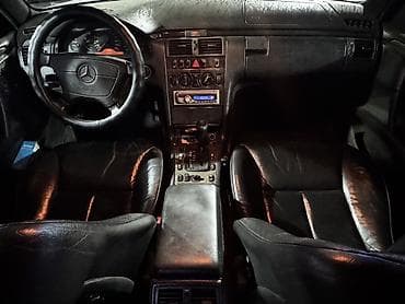 e32: Mercedes-Benz E-Class: 1997 г., 3.2 л, Автомат, Бензин, Седан — 4
