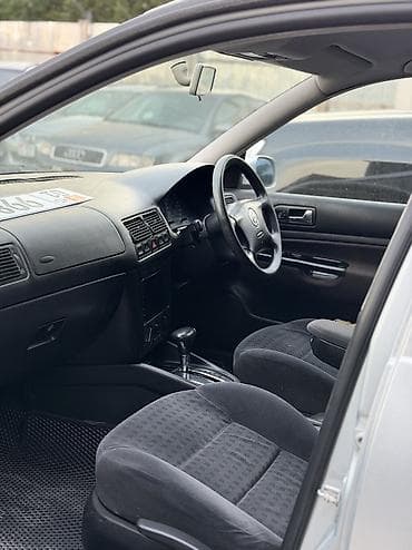 Volkswagen Golf: 2000 г. — 6