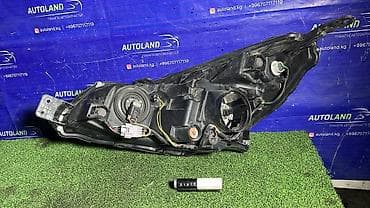 Передняя правая фара Subaru 2009 г., Б/у, Оригинал, Япония — 2