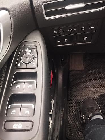 продаю hyundai solaris: Hyundai Sonata: 2019 г., 2 л, Автомат, Бензин, Седан — 5