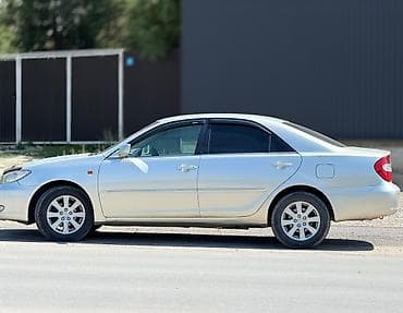 Toyota Camry: 2001 г., 2.4 л, Автомат, Бензин, Седан