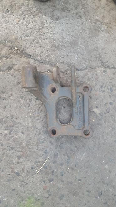 atego: Mercedes Atego крепление рессор и ст крепление стабилизатора — 1