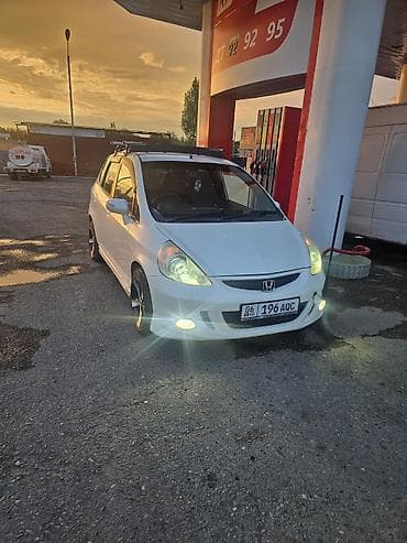 лобовое хонда фит: Honda Fit: 2003 г., 1.3 л, Автомат, Бензин, Хэтчбэк — 2