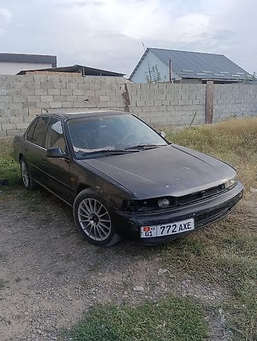 Honda Accord: 1990 г., 2 л, Механика, Бензин, Седан — 7