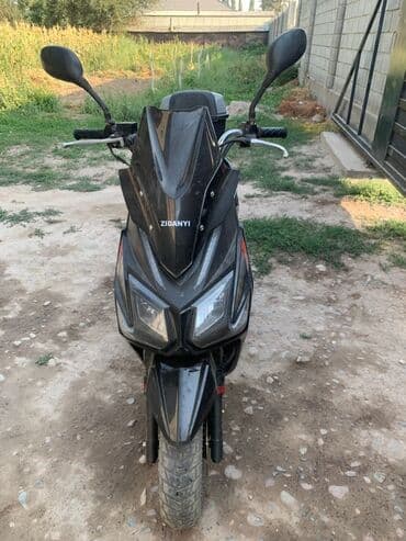 купить электро мотоцикл: Тип скутера 150 куб. см, Бензин, Б/у — 1